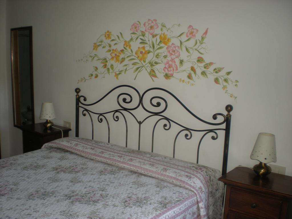 מונטמראנו Agriturismo La Baroncella חדר תמונה