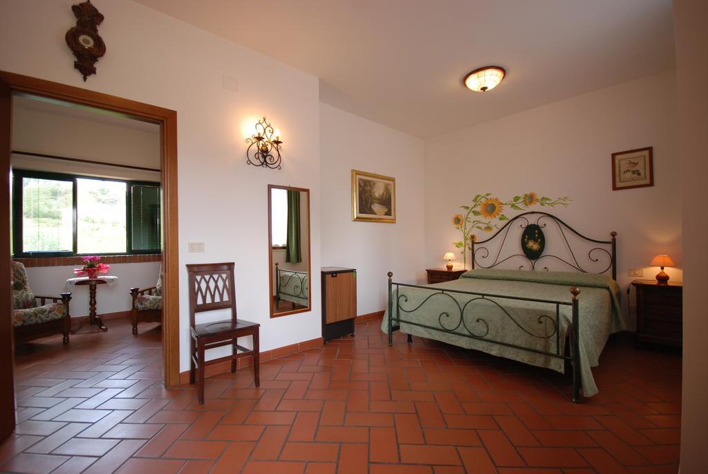 מונטמראנו Agriturismo La Baroncella חדר תמונה
